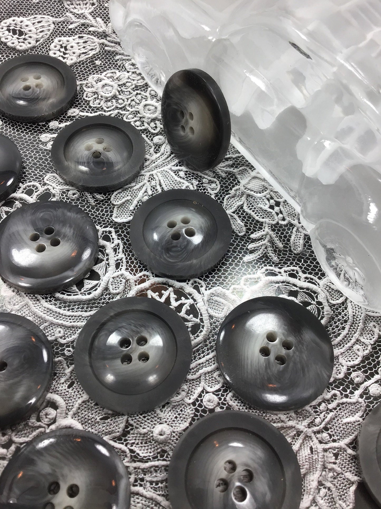 ITALIAN Buttons Ash Grey with Swirl VINTAGE Buttons 1-1/8" (28mm) 44L Jacket & Coat Buttons / 4 Hole Sewing Buttons for Clothing 514