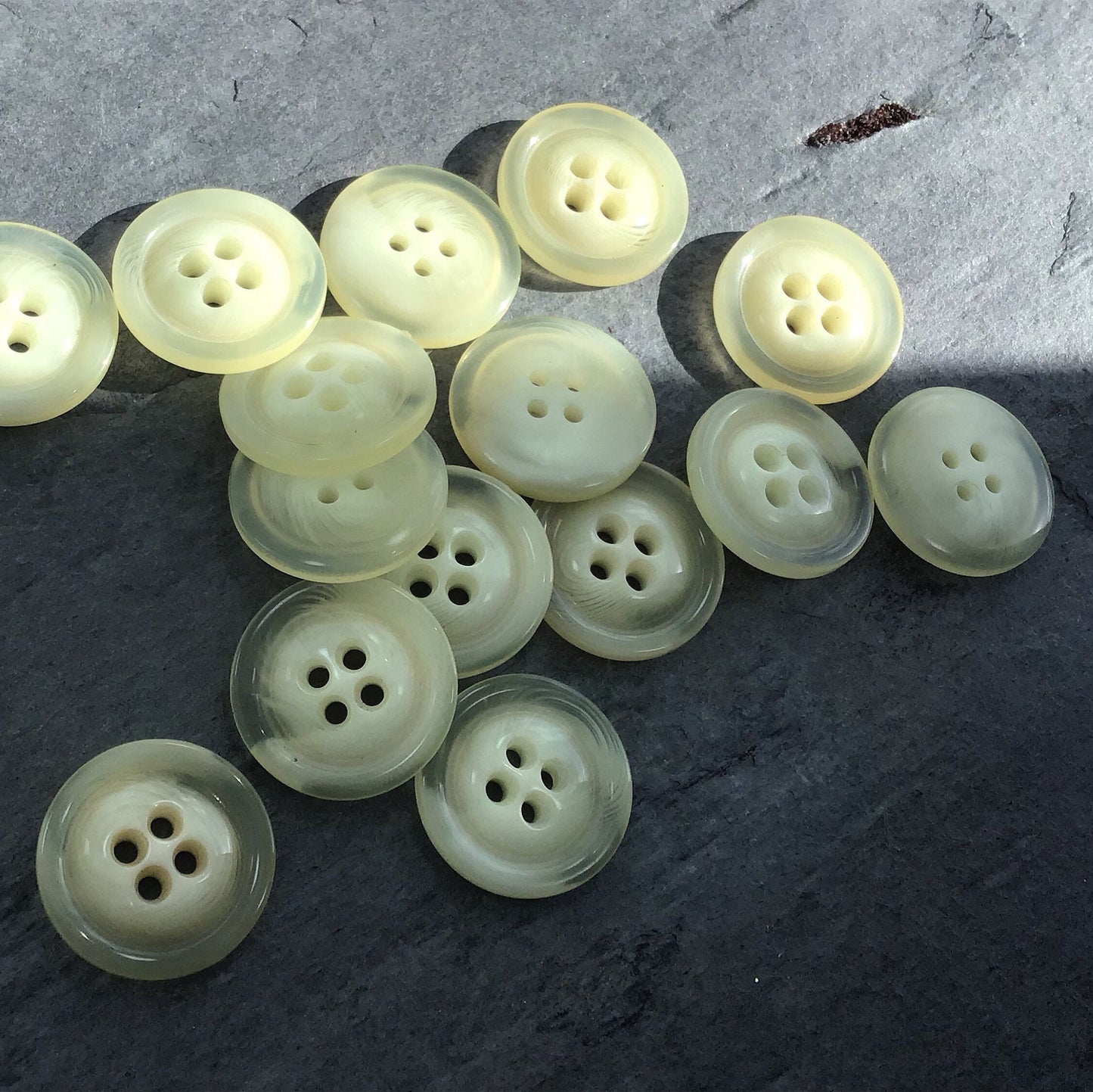 QUALITY 7/8" Clear Cream 4 Hole Buttons ITALIAN Vintage Sewing Button for Clothing / Coat Button / Jacket Buttons / Dress Buttons 647