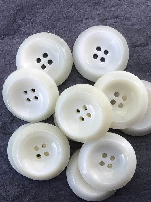 ITALIAN 1-1/8" Off white Ivory Buttons / Vintage Sewing Button for Clothing / Coat & Jacket Buttons / Designer Decorative Buttons 690