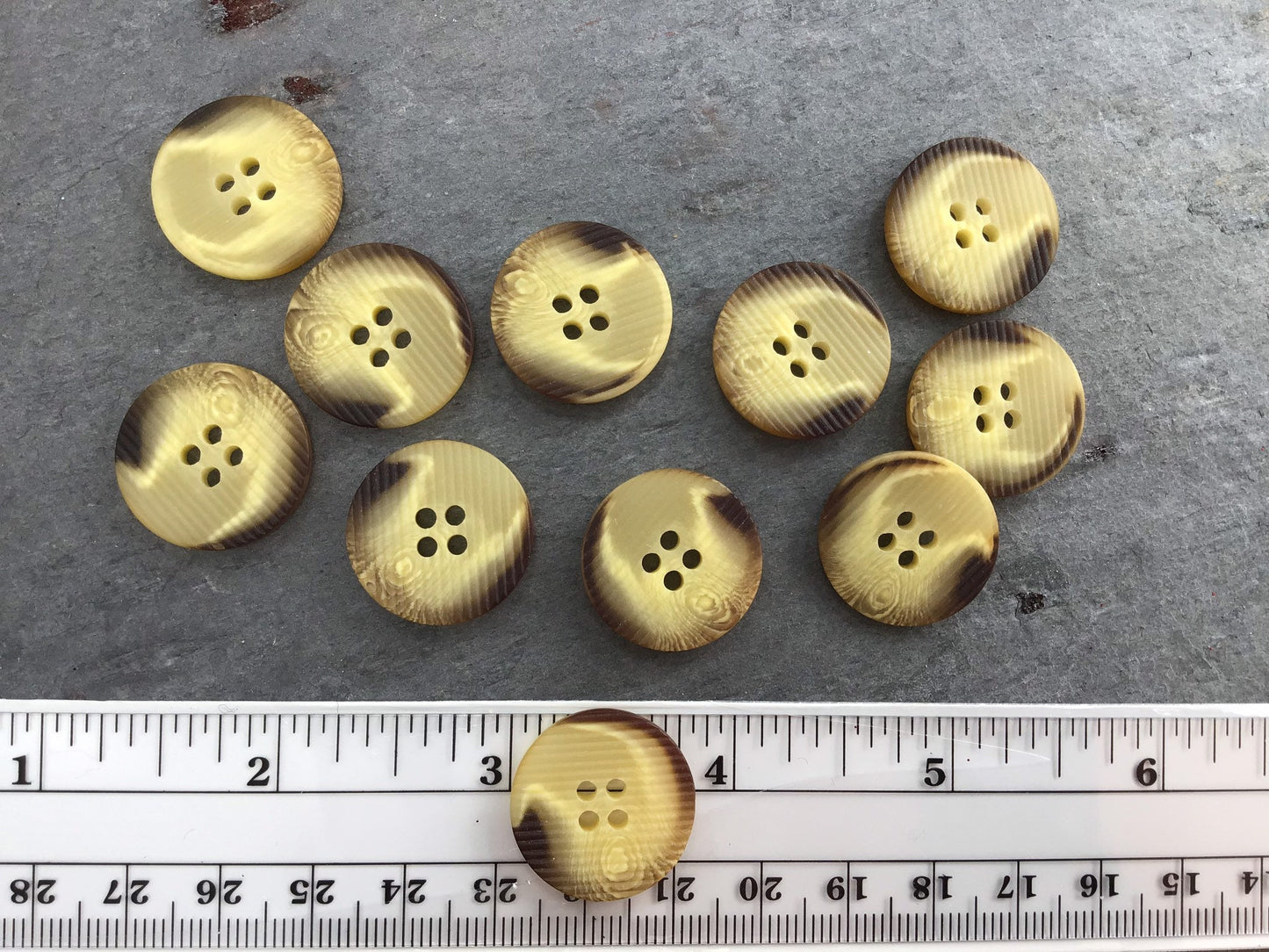 3/4" Ginger Brown 4 Hole Buttons Vintage Sewing Button for Clothing / Coat & Jacket Buttons / Designer Buttons 673