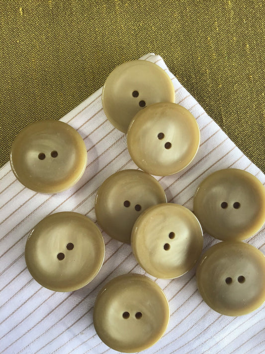 BEIGE TAN Italian 2 HOLE Big Buttons 1-1/4" (30mm) 48L Tan Cream Buttons Vintage/ Coat Buttons/ Wholesale  Decorative Buttons 851