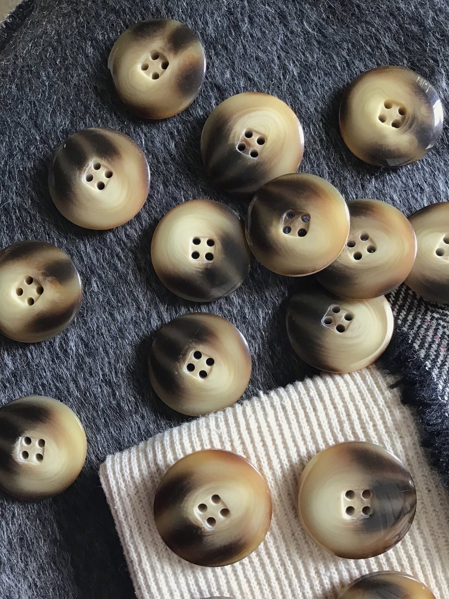 ITALIAN Designer Toffee Brown Buttons VINTAGE 4 Hole Buttons for Clothing 1-1/4" (32mm) 50L Premium Quality Coat & Jacket Buttons 517