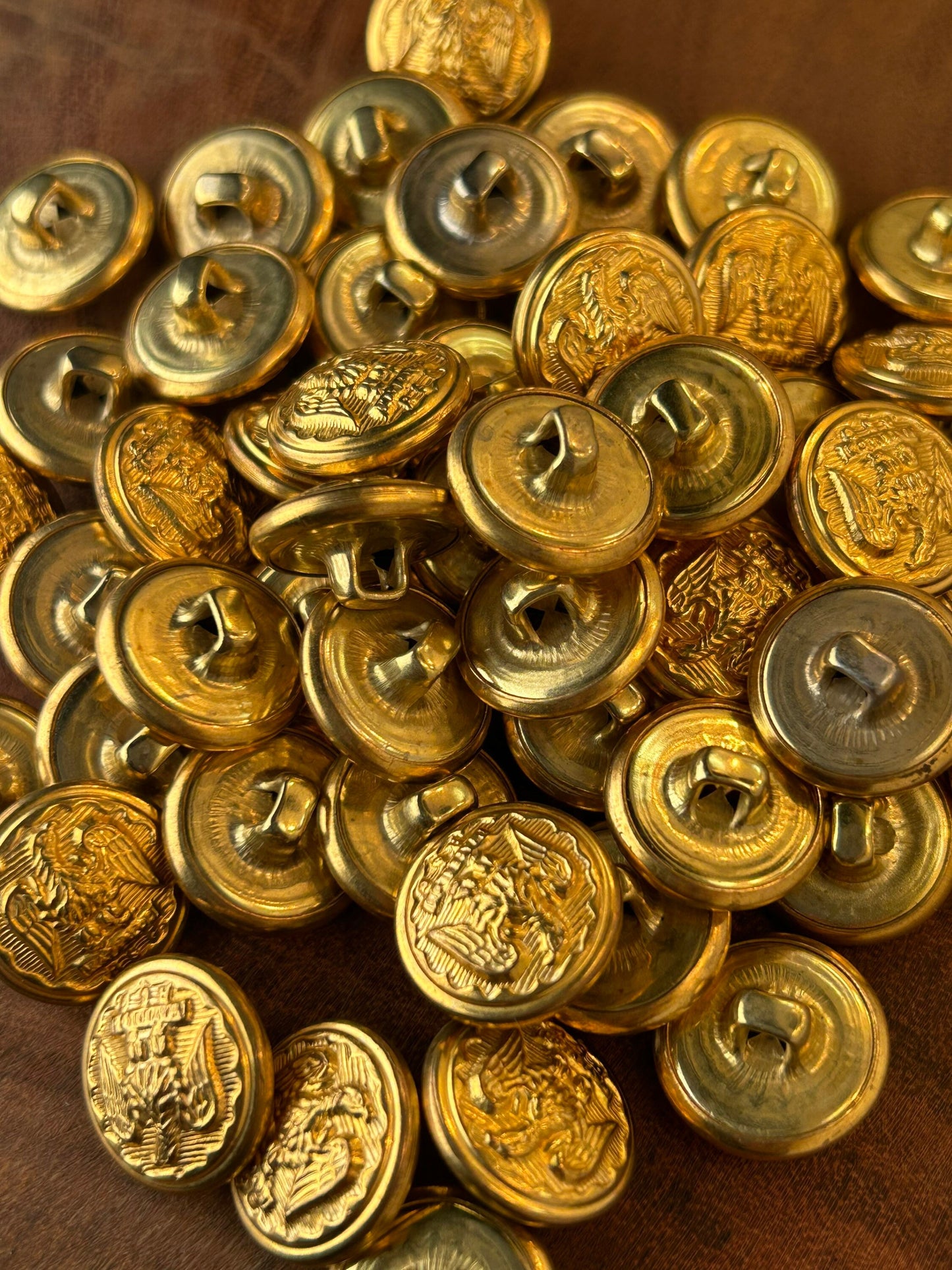 GOLD Eagle EMBOSSED METAL Buttons 15mm (5/8") Vintage Gold Metal Shank Buttons for Clothing / Blazer Coat Buttons & Jacket Buttons #1189