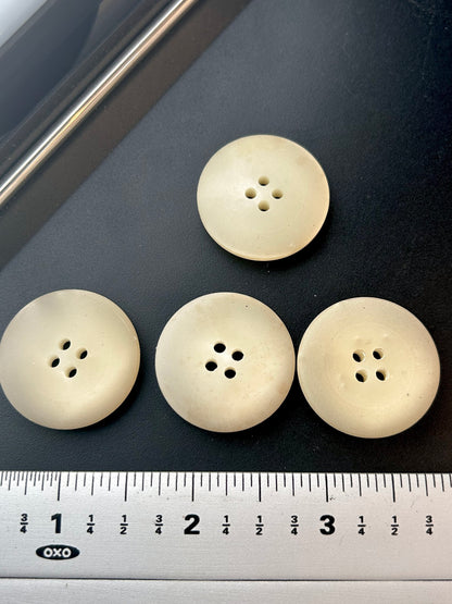 ITALIAN BUTTONS 4 hole Off White Ivory Cream Buttons 1-1/8 (28mm) Designer Buttons / Clothing Vintage Buttons #1118