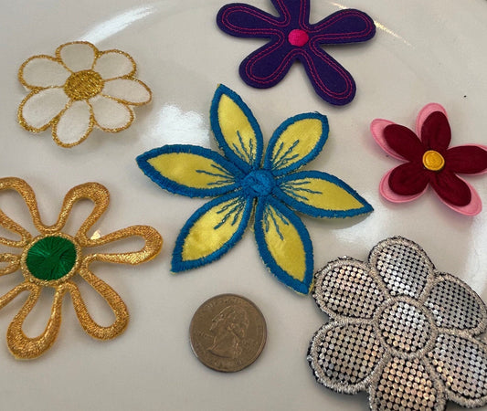 6 pieces FLORAL VINTAGE appliqués silver purple yellow blue red pink flower iron on Patches #18