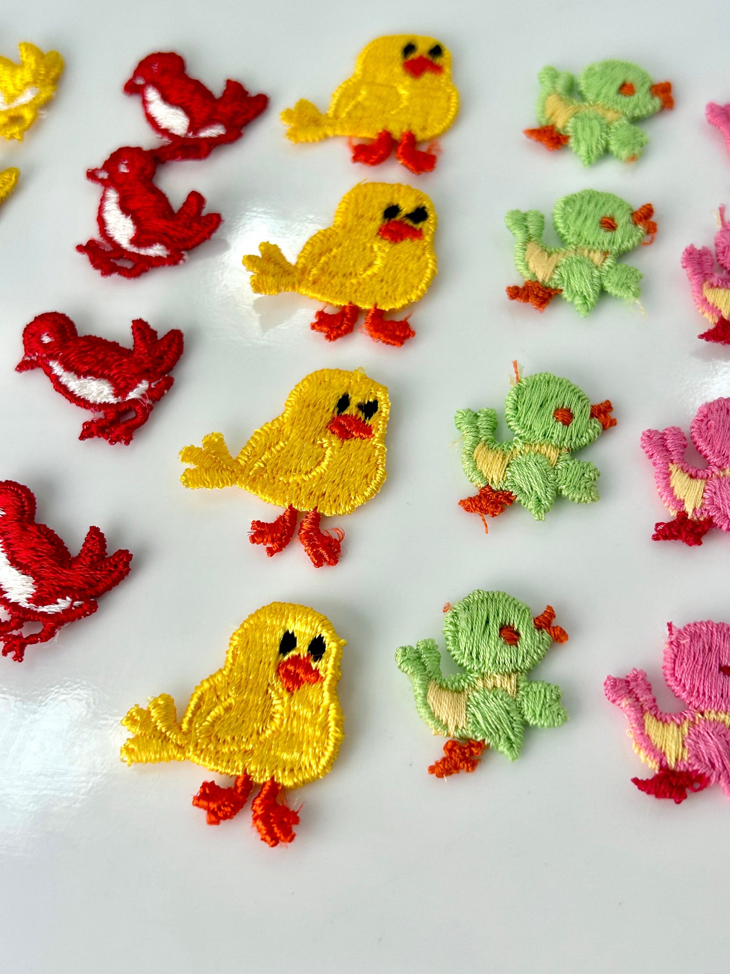 Vintage chicks and birds Appliqués Collection brown lime pink red yellow wholesale embroidered appliques patches #53