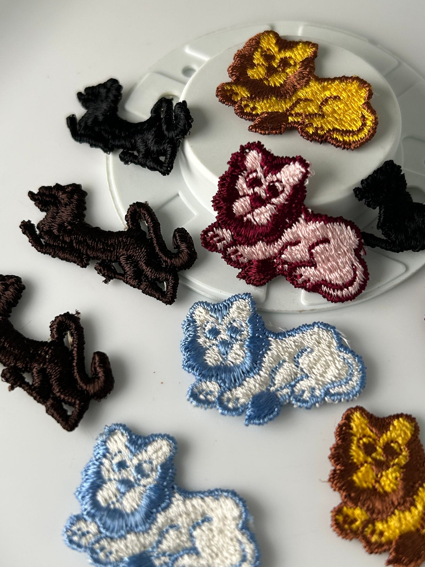 Lion Vintage Appliqués Collection blue gold wine black and chocolate brown lions set patches #51