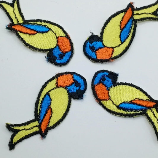 Parrot appliques blue orange, yellow Bird Iron on Patches #411