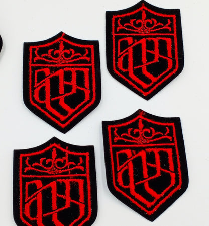 VINTAGE Badge Patches black Red Embroidered Patch Iron on Appliques #731