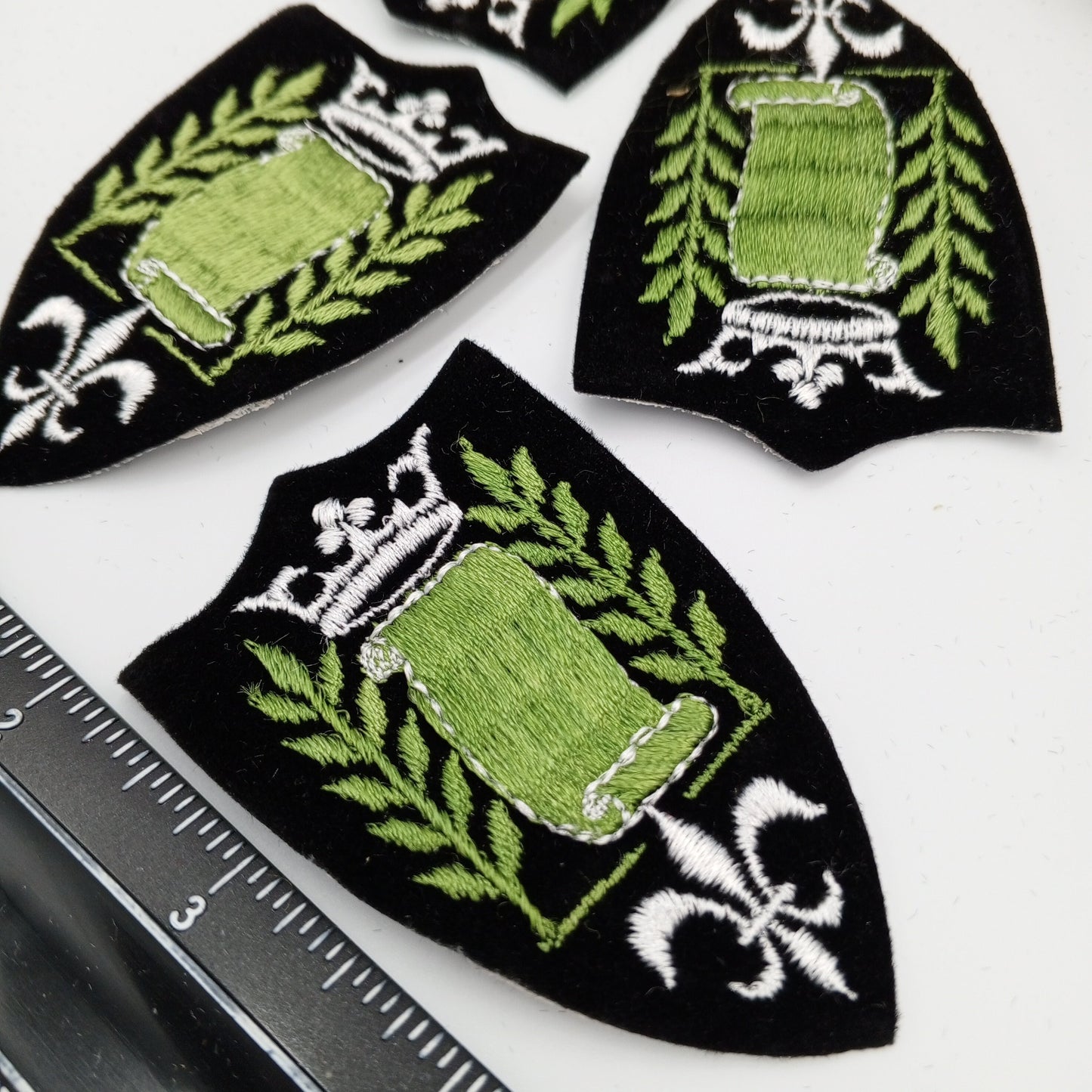 VINTAGE Badge Patches black, white Crown Olive green embroidered Scroll Patch Appliques #714