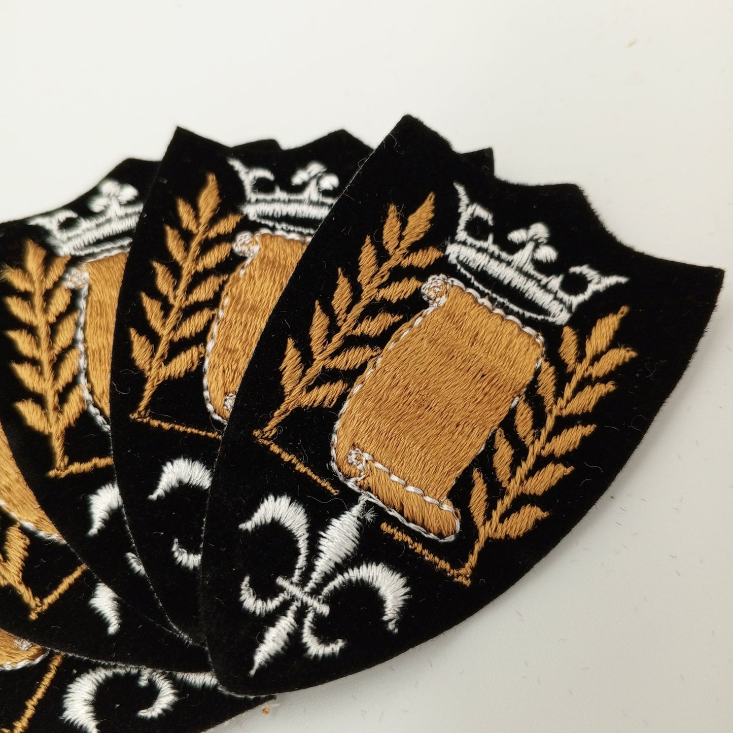 VINTAGE Badge Patches black, white crown Gold embroidered Scroll Patch Appliques #713