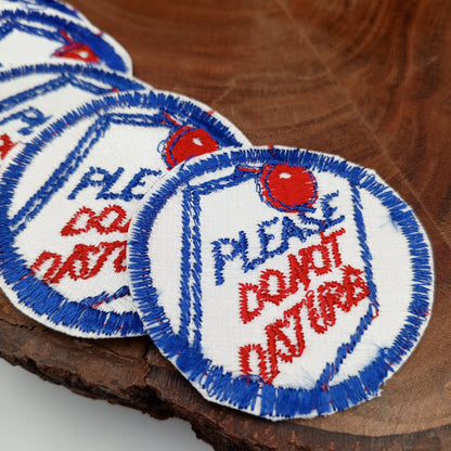 VINTAGE Badge Patches white red blue please do not disturb patch Embroidery Appliques #744