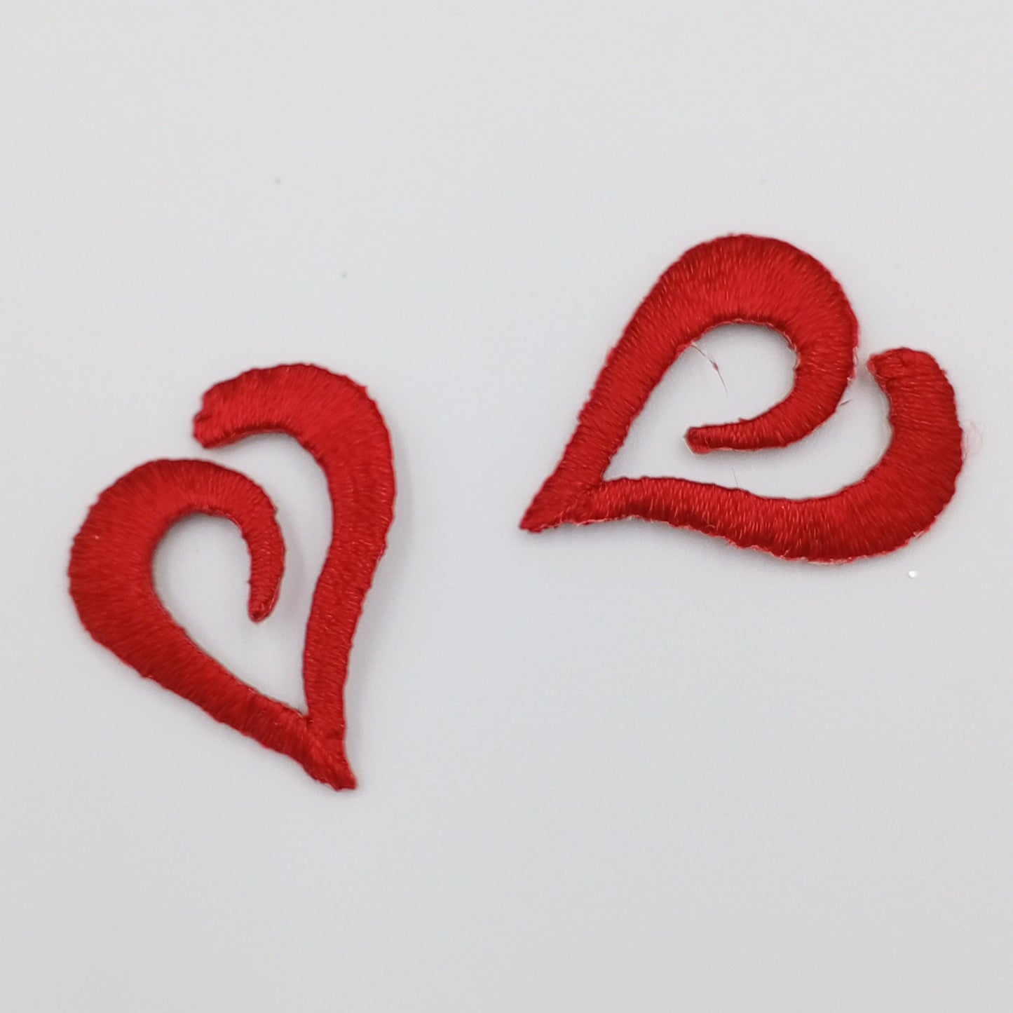 Red Heart Valentine's Day appliques VINTAGE Iron on Fancy Heart Patches #644