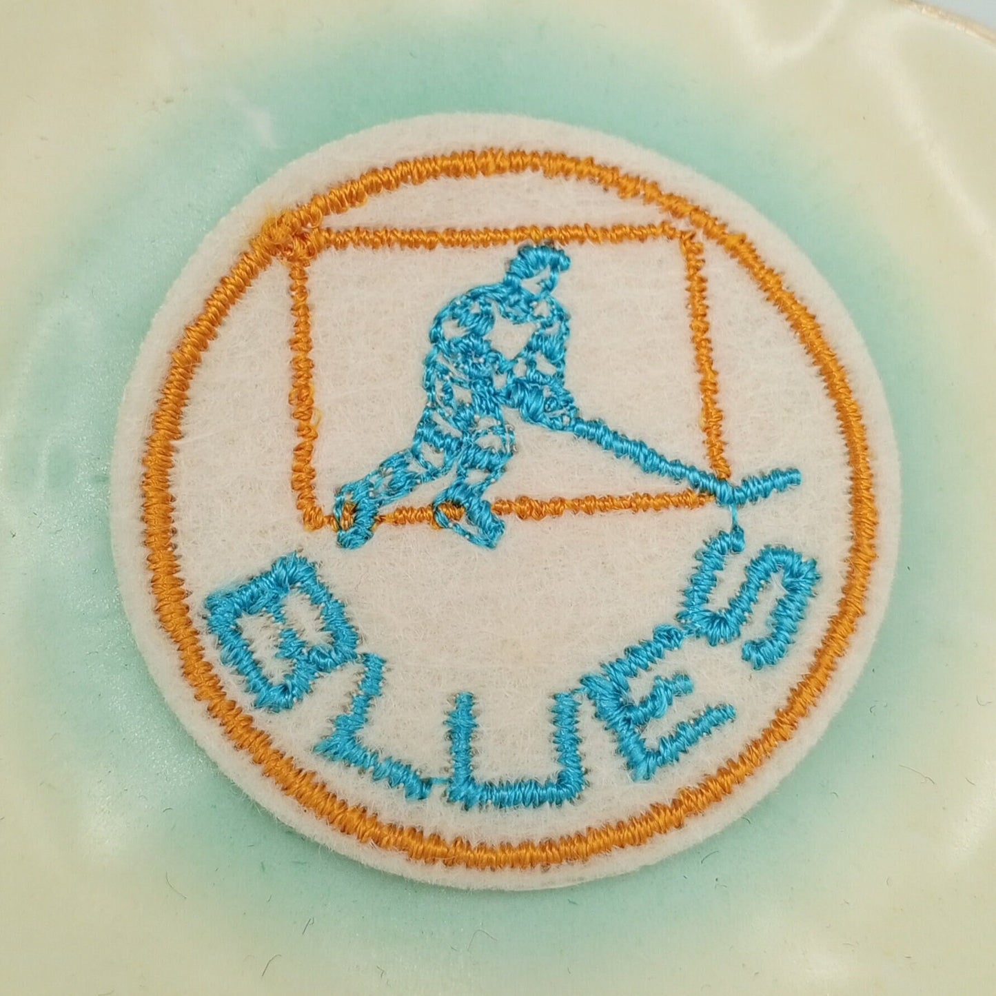 VINTAGE Badge Patches gold, off-white, turquoise BLUES Hockey Embroidered Appliques #747