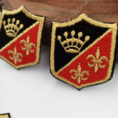 VINTAGE Badge Patches gold crown, black Red Embroidery Patch Iron on Appliques #700