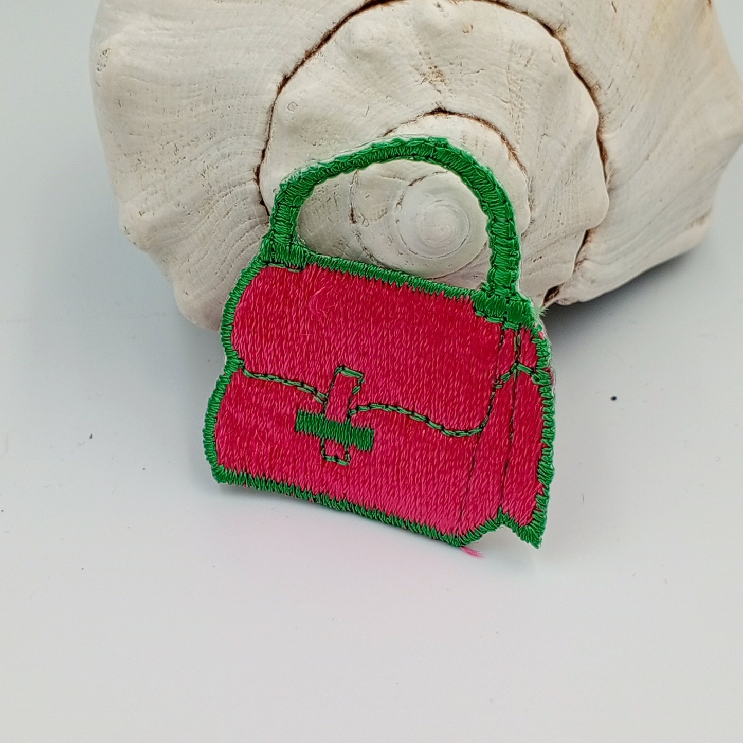 VINTAGE purse handbag Patches green pink Embroidered Appliques #934