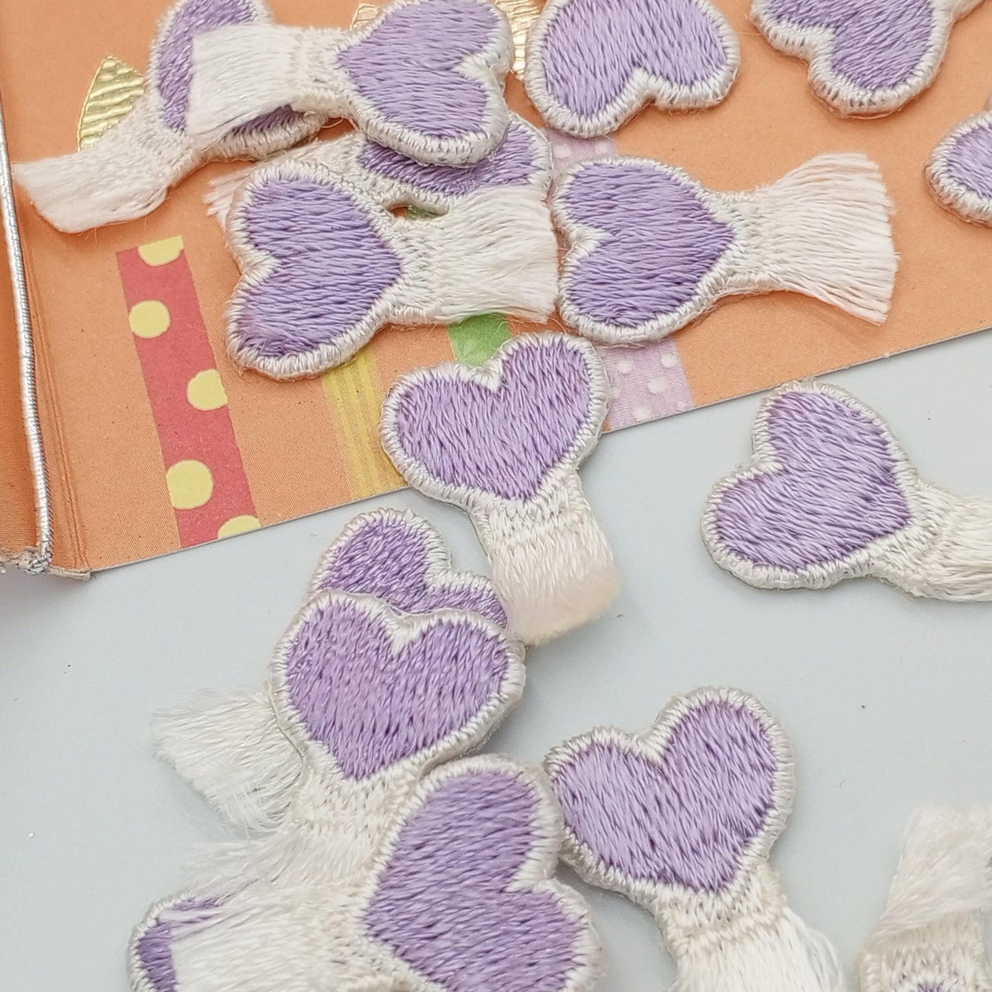 Lovely Cute White Fringe Lavender Heart Appliques VINTAGE Iron on Patches #653