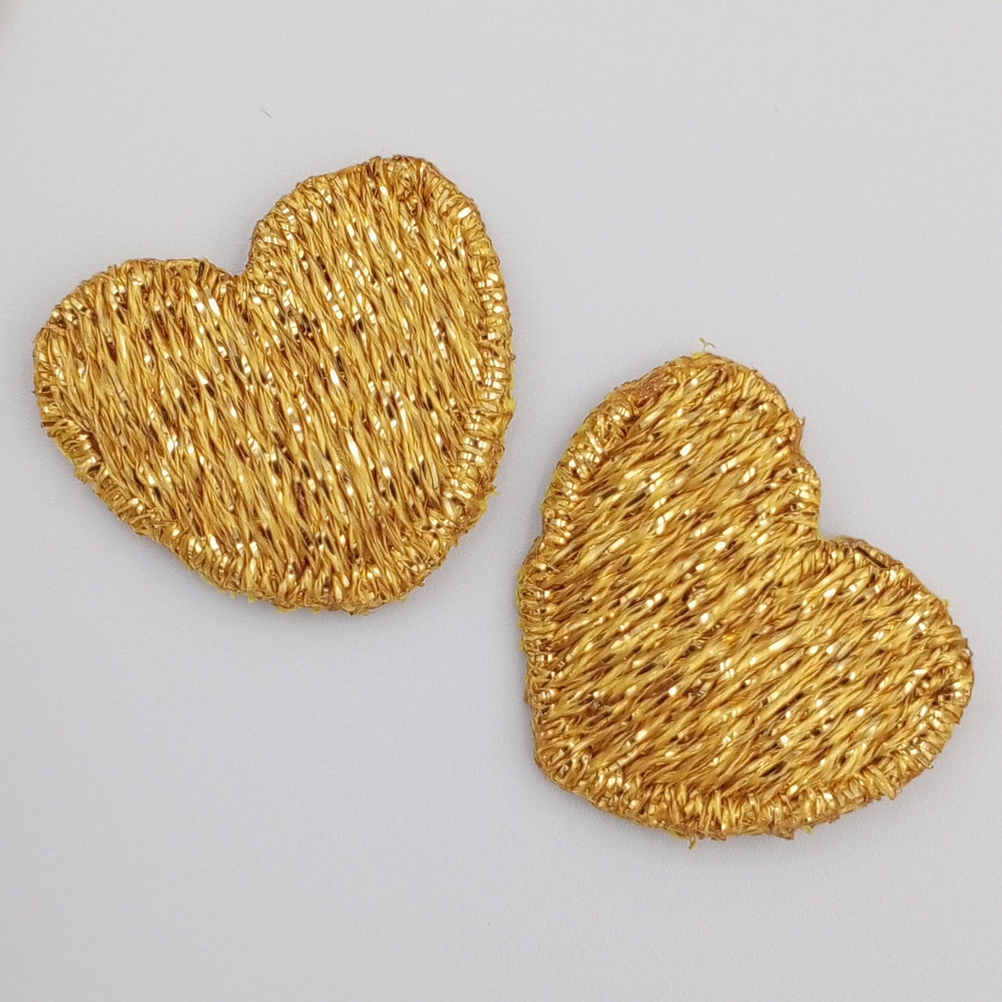 Metallic gold heart appliques VINTAGE sew on Patches for Valentine’s gift ideas #659