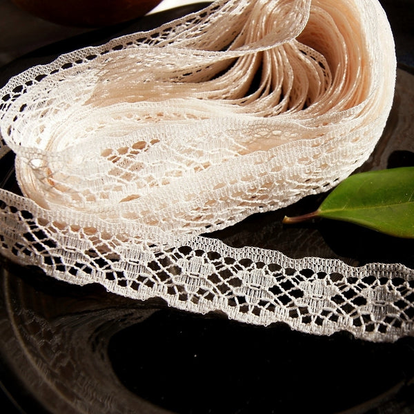 White Galloon Lace with Ribbon - 3.5 - (WT0312U01)